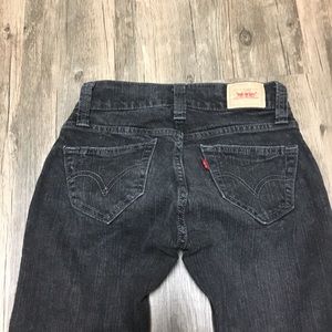 Levis low rise straight leg jeans